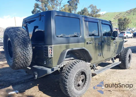 2016 Jeep Wrangler Unlimited Sport z USA, uszkodzony, nr VIN 1C4BJWDG7GL101643